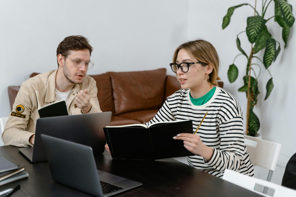 5 Tips para Emprender Juntos con Éxito: ¡Descubre Cómo Hacerlo! 1 Empreder juntos
